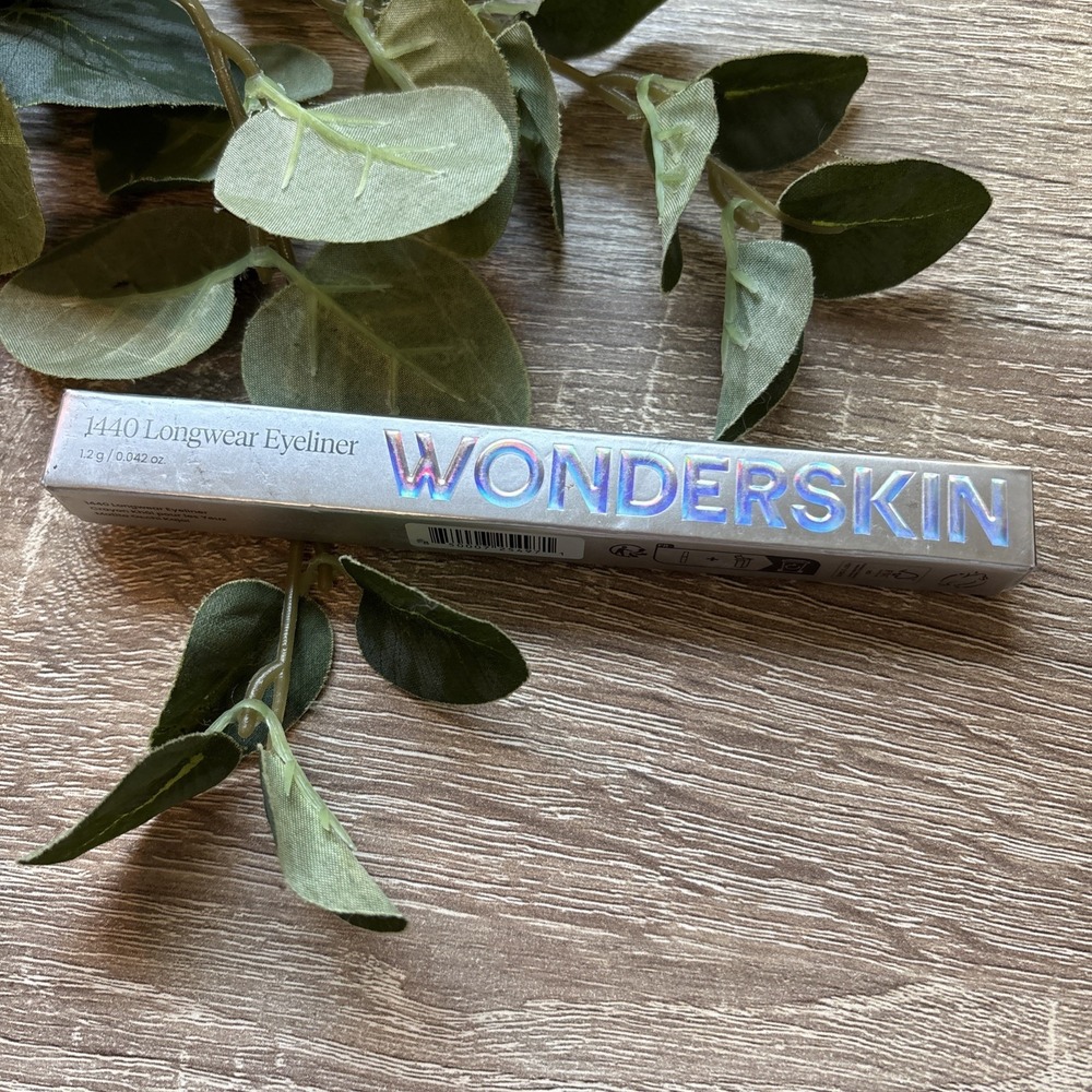 NEW Wonderskin 1440 Longwear Eyeliner Color Black "licorice"